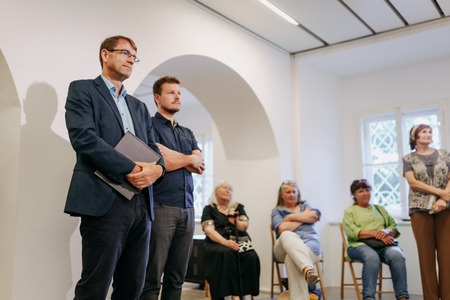 Odprtje razstave Koroški pečat Mirsada Begića - Dialog kiparja in fotografinje Nike Hölcl (12)